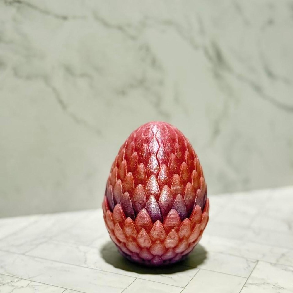 Small Dragon Egg in Qarthian Princess